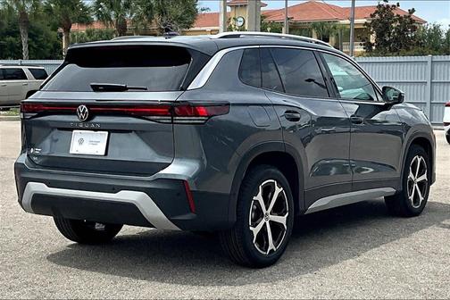 2025 Volkswagen Tiguan 2.0T SE