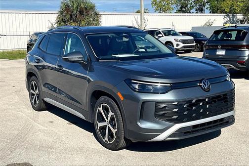 2025 Volkswagen Tiguan 2.0T SE