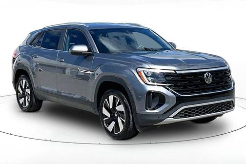 Platinum Gray Metallic 2025 Volkswagen Atlas Cross Sport 2.0T SE w/Technology