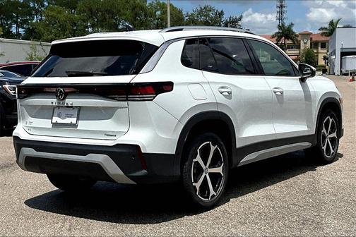 2025 Volkswagen Tiguan 2.0T SE 4MOTION