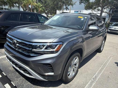 Platinum Gray Metallic 2023 Volkswagen Atlas 3.6L SE w/Technology