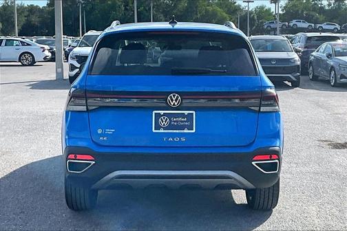 2025 Volkswagen Taos 1.5T SE