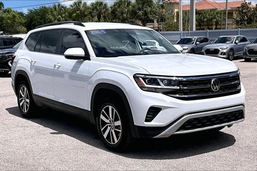 Pure White 2021 Volkswagen Atlas 2.0T SE