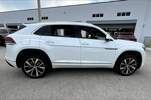 2026 Volkswagen Atlas Cross Sport 2.0T SEL Premium