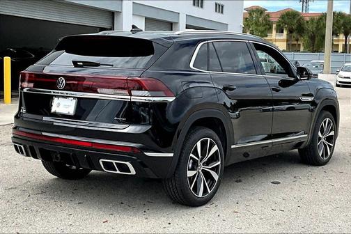 2026 Volkswagen Atlas Cross Sport 2.0T SEL Premium