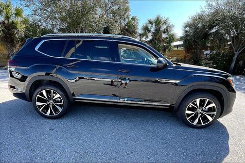 2026 Volkswagen Atlas 2.0T SEL Premium R-Line 4MOTION