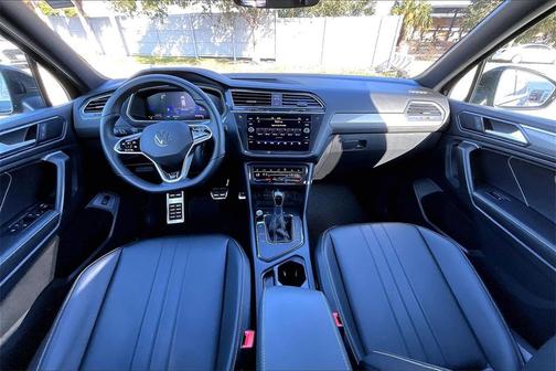 2024 Volkswagen Tiguan 2.0T SE R-Line Black