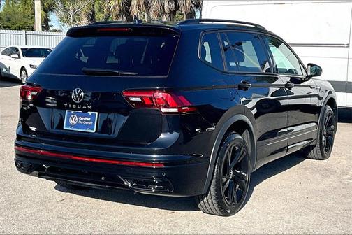 2024 Volkswagen Tiguan 2.0T SE R-Line Black
