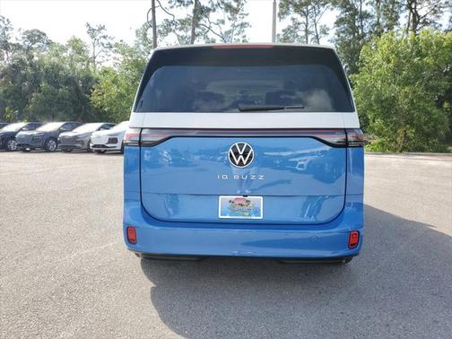 2025 Volkswagen ID. Buzz Pro S Plus