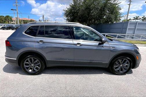 Platinum Gray Metallic 2023 Volkswagen Tiguan 2.0T SE 4MOTION
