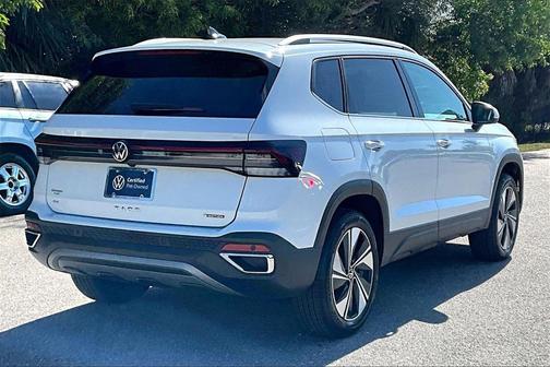 2025 Volkswagen Taos 1.5T SE