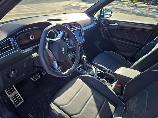 2022 Volkswagen Tiguan 2.0T SEL R-Line 4MOTION