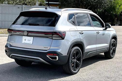 2026 Volkswagen Taos SEL