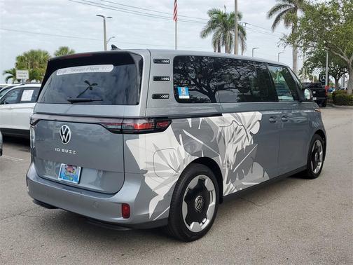 2025 Volkswagen ID. Buzz Pro S