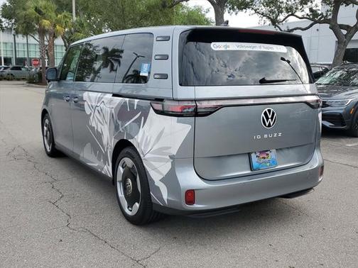 2025 Volkswagen ID. Buzz Pro S