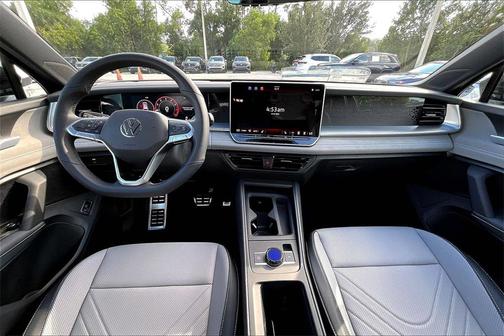 2026 Volkswagen Tiguan 2.0T SE R-Line Black 4MOTION