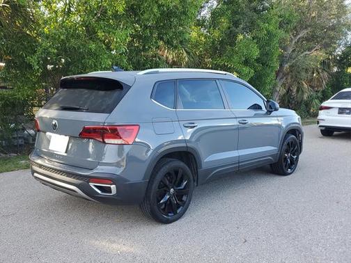 2022 Volkswagen Taos 1.5T SE