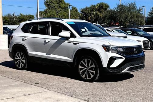 2023 Volkswagen Taos 1.5T SE