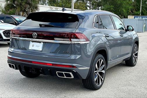pure gray 2026 Volkswagen Atlas Cross Sport 2.0T SEL Premium