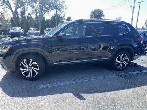 2021 Volkswagen Atlas 3.6L SEL Premium