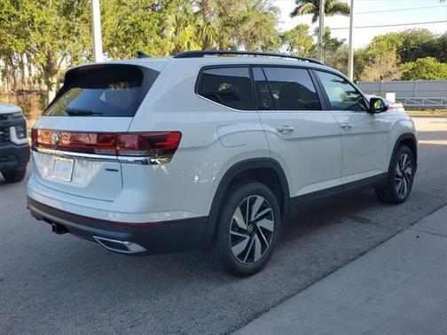 2025 Volkswagen Atlas 2.0T SE w/Technology 4MOTION