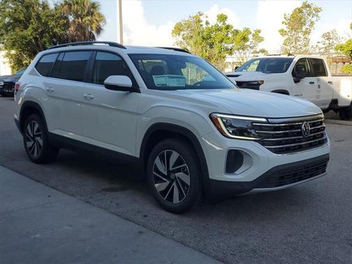 2025 Volkswagen Atlas 2.0T SE w/Technology 4MOTION