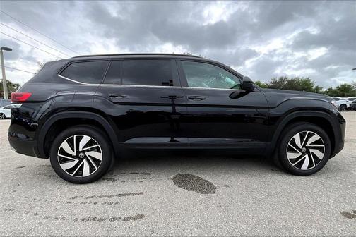2026 Volkswagen Atlas 2.0T SE w/Technology 4MOTION