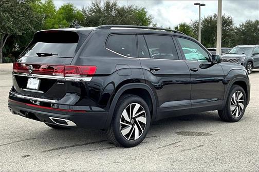 2026 Volkswagen Atlas 2.0T SE w/Technology 4MOTION