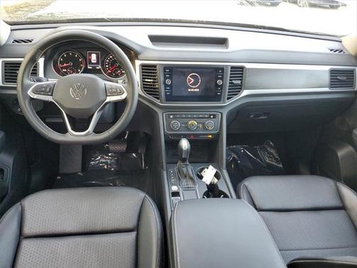 2021 Volkswagen Atlas 2.0T SE w/Technology