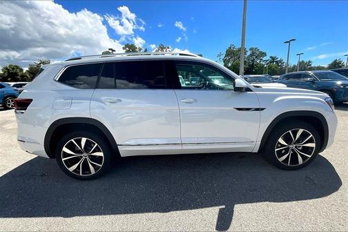 2026 Volkswagen Atlas 2.0T SEL Premium R-Line 4MOTION