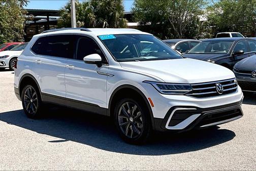 2023 Volkswagen Tiguan 2.0T SE