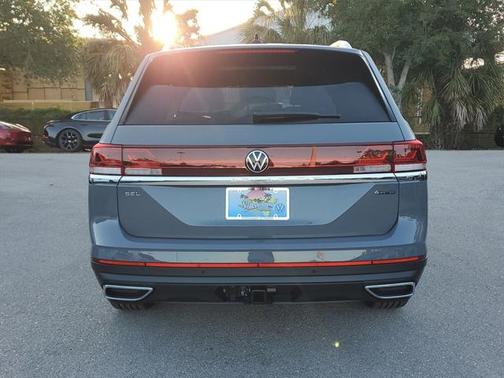 2025 Volkswagen Atlas 2.0T SEL