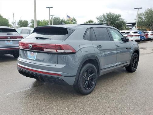 2025 Volkswagen Atlas Cross Sport 2.0T SEL