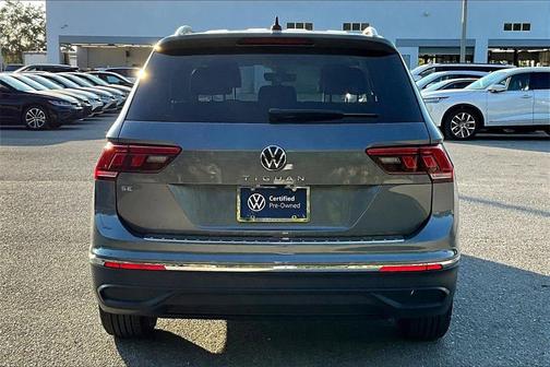2024 Volkswagen Tiguan 2.0T SE