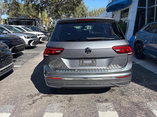 2024 Volkswagen Tiguan 2.0T SE