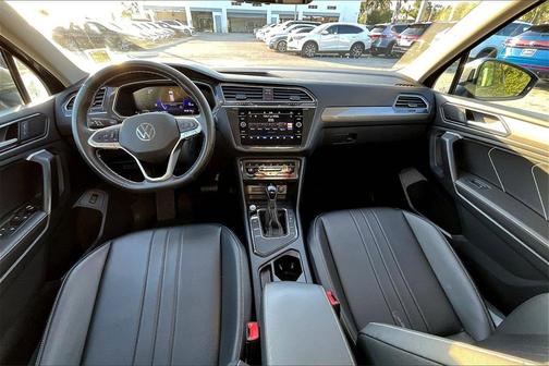 2024 Volkswagen Tiguan 2.0T SE