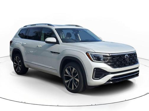White Pearl 2026 Volkswagen Atlas 2.0T SEL Premium R-Line 4MOTION