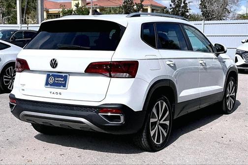 2023 Volkswagen Taos 1.5T SE