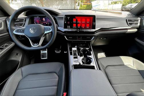 2025 Volkswagen Atlas Cross Sport 2.0T SEL