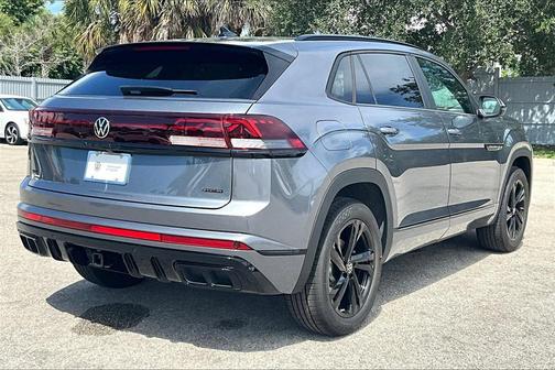 2025 Volkswagen Atlas Cross Sport 2.0T SEL