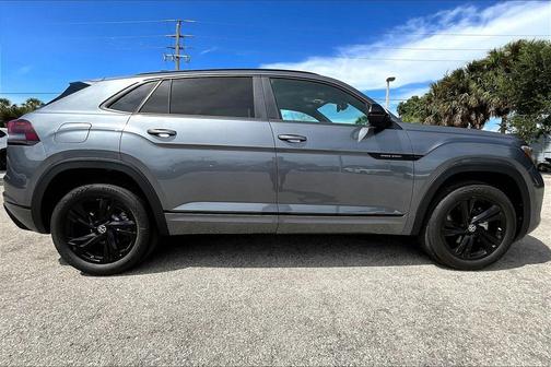 2025 Volkswagen Atlas Cross Sport 2.0T SEL