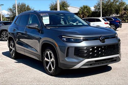 2025 Volkswagen Tiguan 2.0T SE 4MOTION