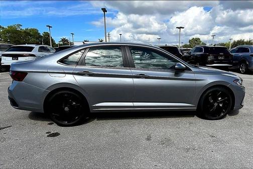 2026 Volkswagen Jetta 1.4T SE