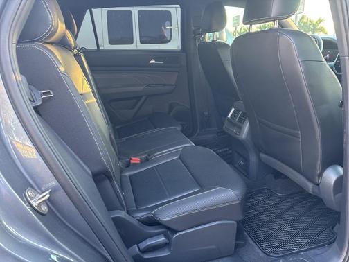 2022 Volkswagen Atlas Cross Sport 3.6L V6 SE w/Technology