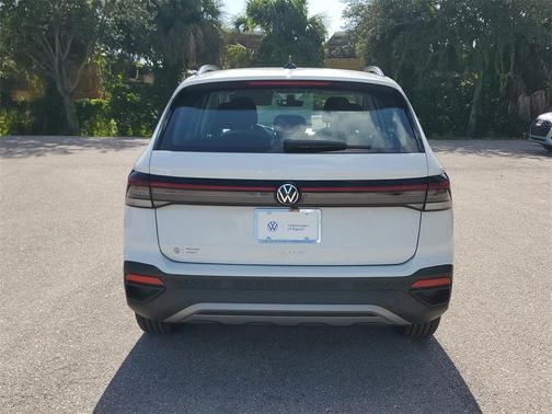 2025 Volkswagen Taos 1.5T S