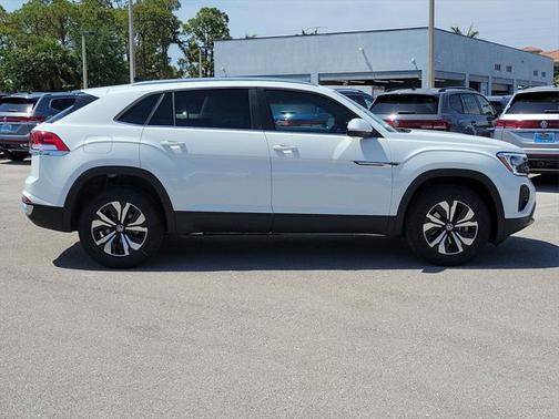 2025 Volkswagen Atlas Cross Sport 2.0T SE