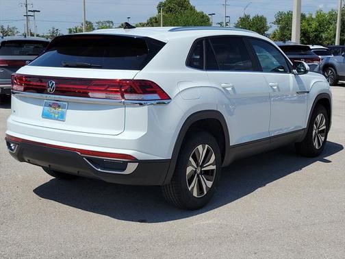 2025 Volkswagen Atlas Cross Sport 2.0T SE