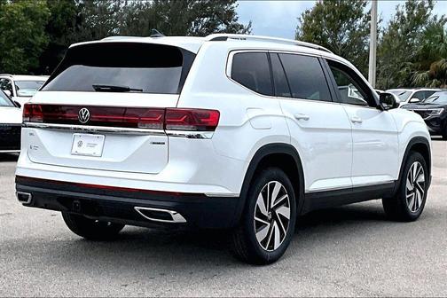 White Pearl 2026 Volkswagen Atlas 2.0T SEL