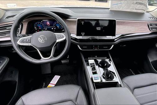 White Pearl 2026 Volkswagen Atlas 2.0T SEL