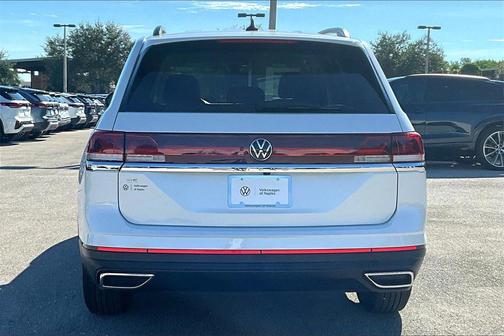 2026 Volkswagen Atlas 2.0T SE